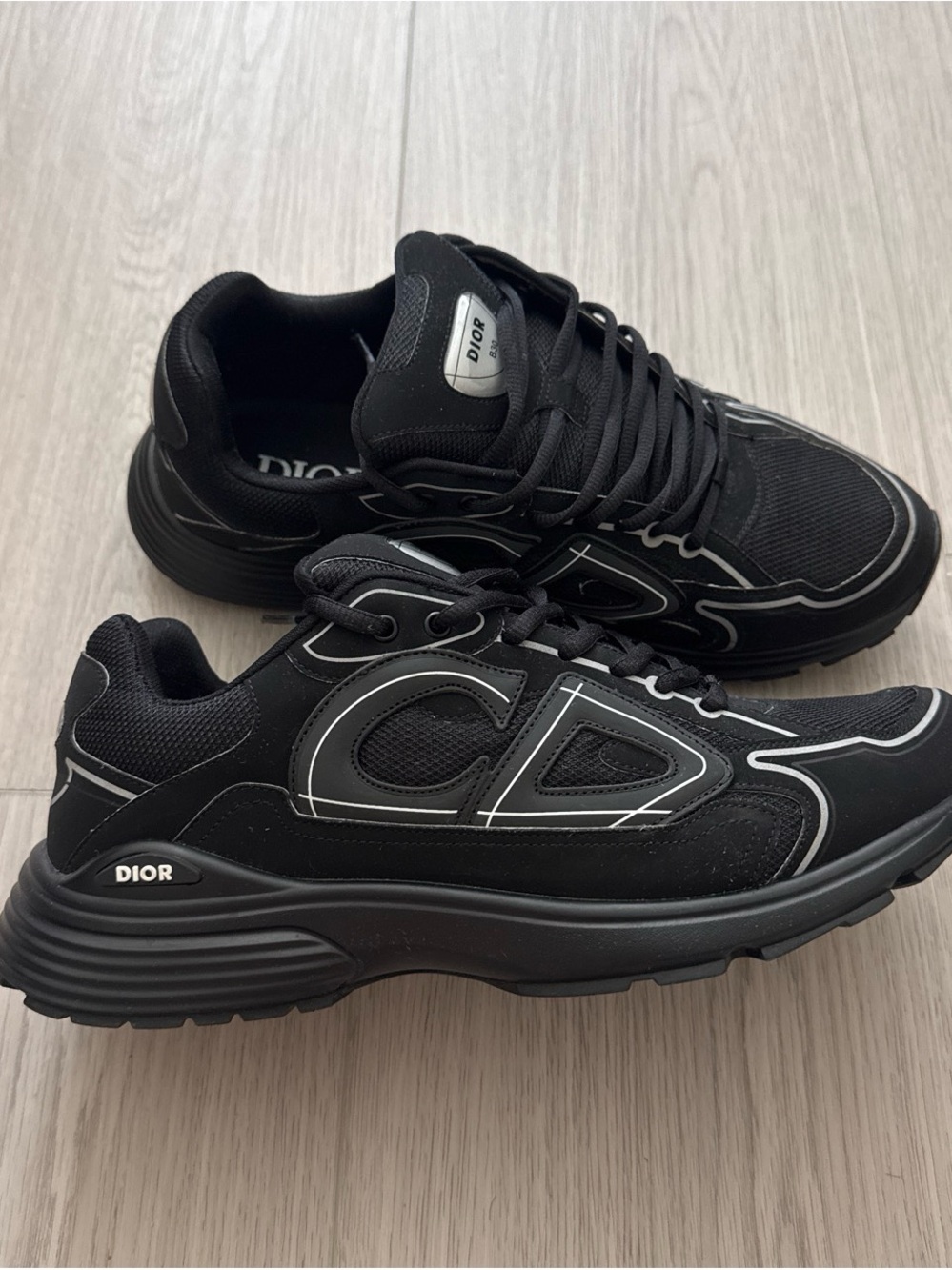 Dior B30’s